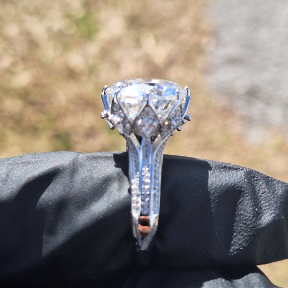 Rhodium Over 925 Sterling Silver 10ctw Moissanite Diamond Ring Size 9 *New* - Picture 3 of 7